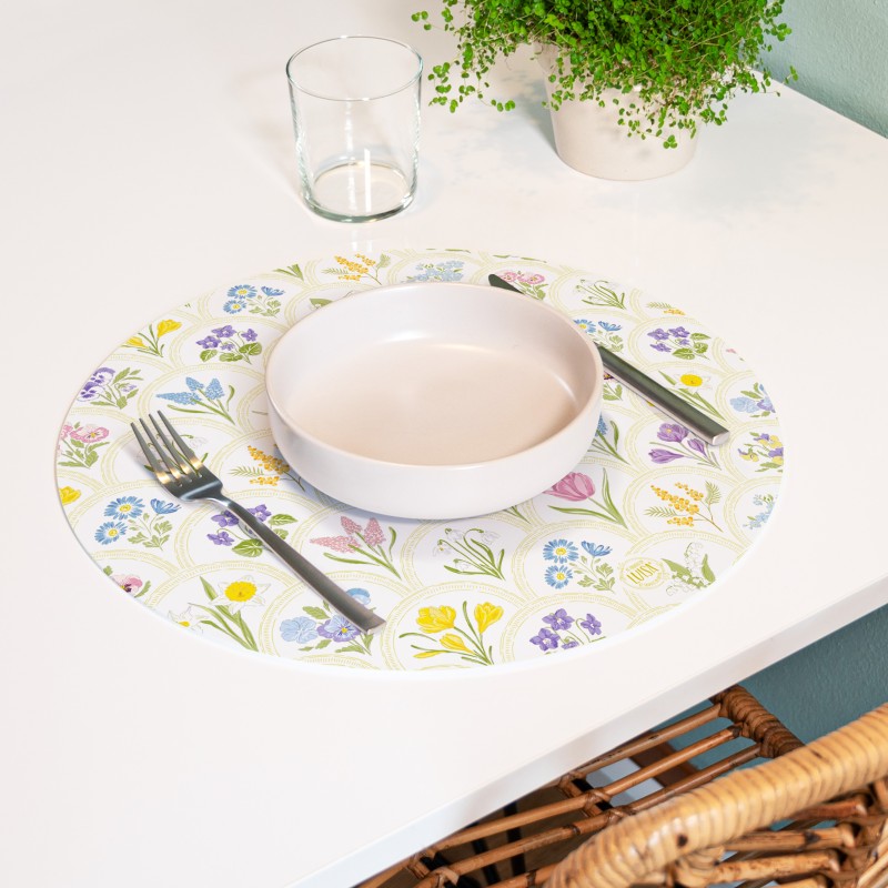 Sottopiatti “Piccoli fiori primaverili”, Collezione Fiori - Le Tavole di Luisa