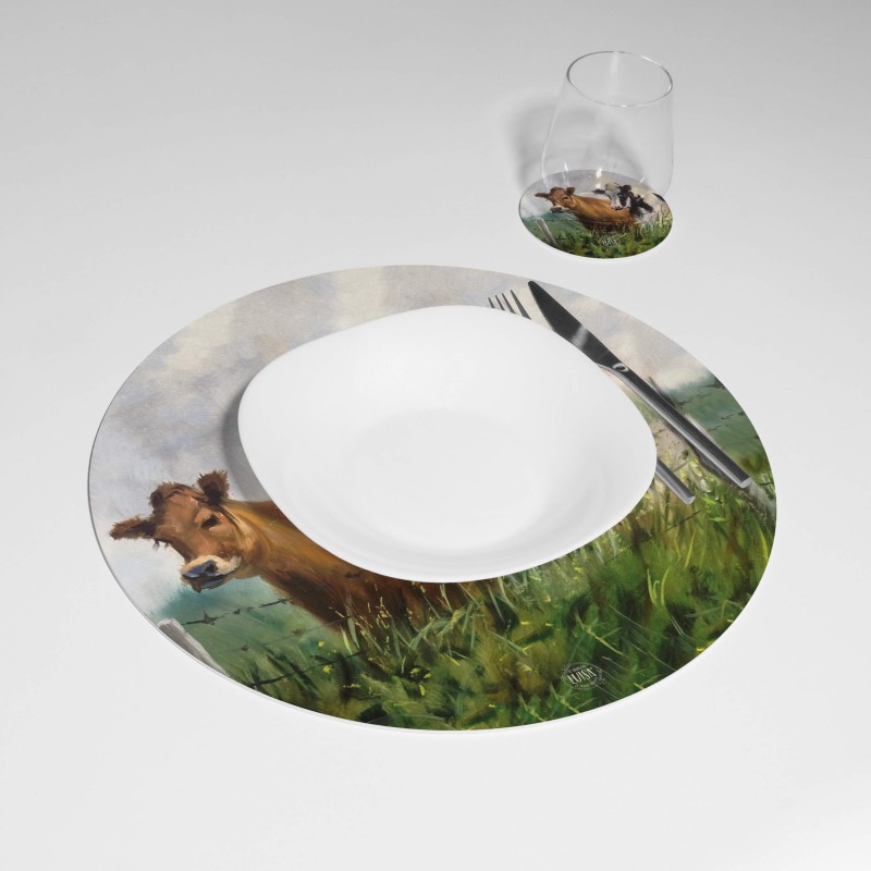 Kit 6 sottopiatti e 6 sottobicchieri “Mucche montane”, Collezione Kit sottopiatti con sottobicchieri - Le Tavole di Luisa